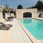 Domaine Saint Martin Pensión *